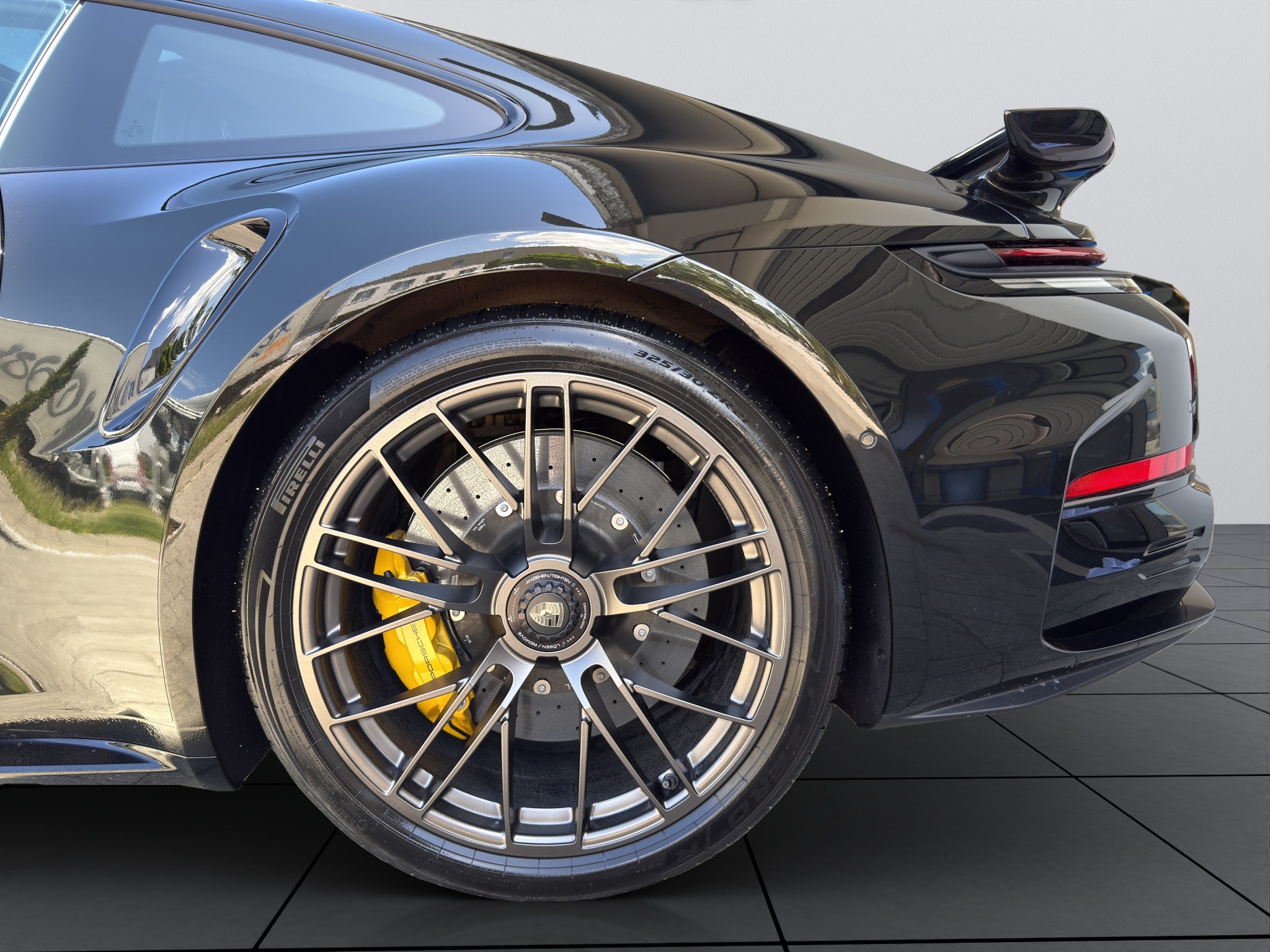 Porsche 911 Turbo S